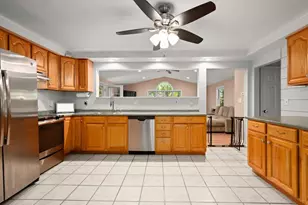 9 Brady Ave, Derry, NH 03038 - Photo 8