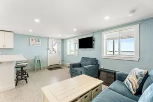 27 Concord Ave, Hampton, NH 03842 - Photo 6