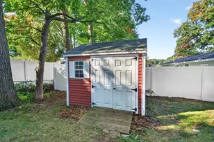 73 Constant St, Manchester, NH 03103 - Photo 36