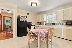 44 Atherton Ave, Nashua, NH 03064 - Photo 6