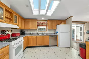 59 Oak Dr, North Hampton, NH 03862 - Photo 4