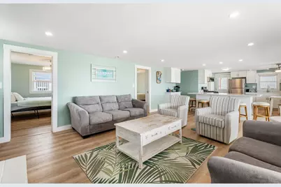 27 Concord Avenue #27, Hampton, NH 03842 - Photo 4