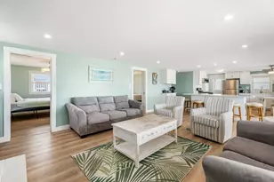 27 Concord Ave, Hampton, NH 03842 - Photo 4