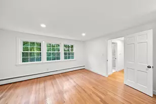 23 Bradford St, North Andover, MA 01835 - Photo 22