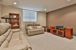 14 Hancock Dr, Bedford, NH 03110 - Photo 38