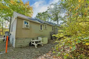 764 Pelham N Dr, Holderness, NH 03245 - Photo 6