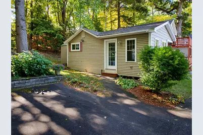 937 Weirs Boulevard #6, Laconia, NH 03246 - Photo 2