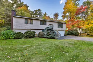 413 S Baboosic Lake Rd, Merrimack, NH 03054 - Photo 8
