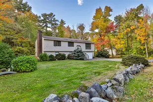 413 S Baboosic Lake Rd, Merrimack, NH 03054 - Photo 6