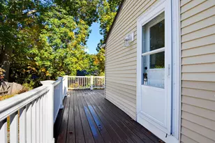 16 Taylor St, Salem, NH 03079 - Photo 4