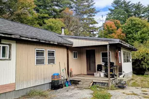 8 Darren Dr, Raymond, NH 03077 - Photo 2
