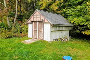 8 Darren Dr, Raymond, NH 03077 - Photo 6
