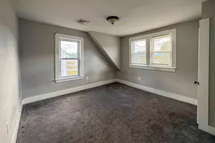 106 Burke St, Nashua, NH 03060 - Photo 8