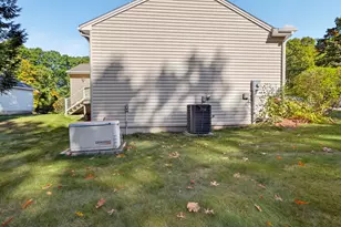 8 Glasgow Cir, Hudson, NH 03051 - Photo 46