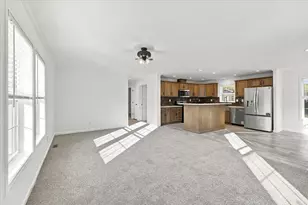 12 Willow St, Tilton, NH 03276 - Photo 12