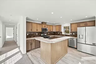 12 Willow St, Tilton, NH 03276 - Photo 14
