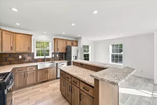 12 Willow St, Tilton, NH 03276 - Photo 16