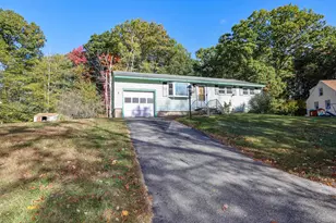 48 Abbot Hill Acres Rd, Wilton, NH 03086 - Photo 2
