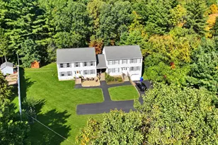 66a Pelham Rd, Hudson, NH 03051 - Photo 4