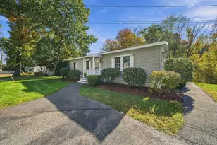 20 Amy Ln, Hampstead, NH 03841 - Photo 2