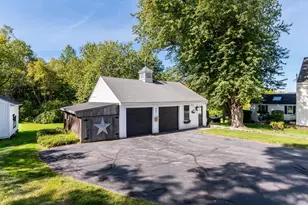 247 Meredith Center Rd, Meredith, NH 03253 - Photo 4