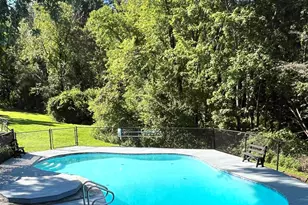 247 Meredith Center Rd, Meredith, NH 03253 - Photo 24