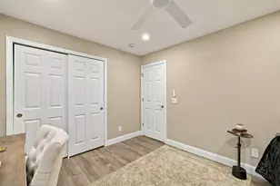 1029 S Mammoth Rd, Manchester, NH 03109 - Photo 40