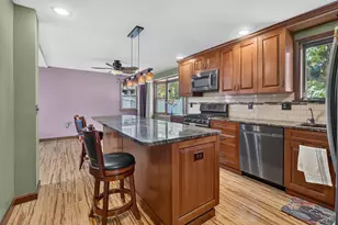 21 Clearview Dr, Nashua, NH 03062 - Photo 8