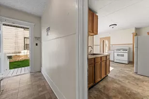 267 Cartier St, Manchester, NH 03102 - Photo 6