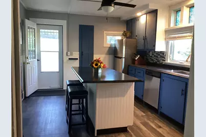 108 Arizona Street, Manchester, NH 03104 - Photo 14
