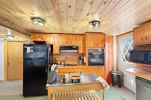 70 Burns Rd, Pittsburg, NH 03592 - Photo 8
