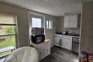11 Elliot St, Keene, NH 03431 - Photo 32