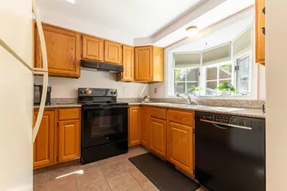 14 Kimball Place, Claremont, NH 03743 - Photo 8