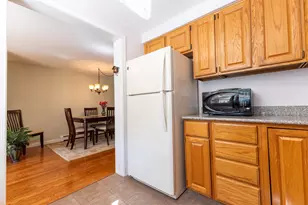 14 Kimball Pl, Claremont, NH 03743 - Photo 12