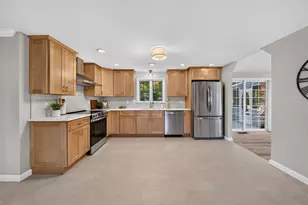 101 Currier Dr, Manchester, NH 03104 - Photo 16