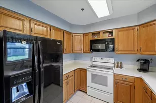 5 Riviera Rd, Hudson, NH 03051 - Photo 14