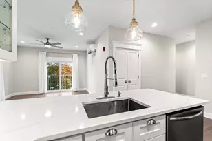 12R Front St, Exeter, NH 03833 - Photo 10