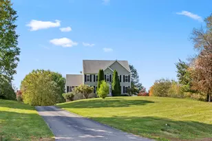 1 Washington Dr, Brentwood, NH 03833 - Photo 2