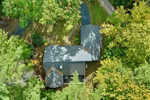 36 Point Breeze Rd, Wolfeboro, NH 03894 - Photo 10