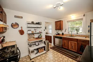 41 Stark St, Nashua, NH 03064 - Photo 4
