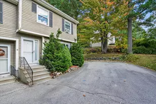 8 B Rangers Dr, Hudson, NH 03051 - Photo 1
