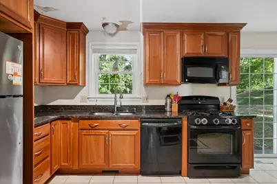 8 B Rangers Drive, Hudson, NH 03051 - Photo 22