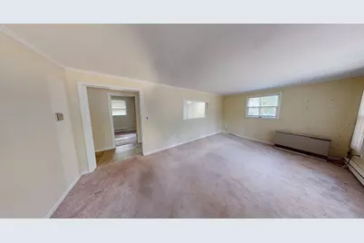 37 Wason Road, Hudson, NH 03051 - Photo 2