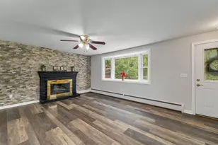18 E Derry Rd, Derry, NH 03038 - Photo 16