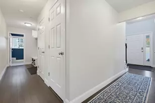 82 Juniper Cir, Auburn, NH 03032 - Photo 12