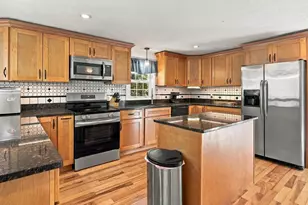 16 Crane Crossing Rd, Plaistow, NH 03865 - Photo 4