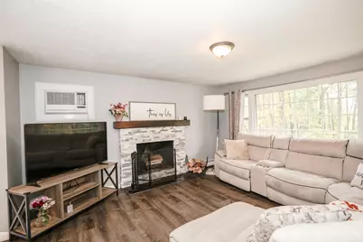 15 Checkerberry Lane, Goffstown, NH 03045 - Photo 10