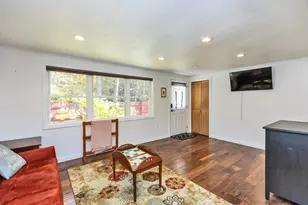 196 Rhododendron Rd, Fitzwilliam, NH 03447 - Photo 10