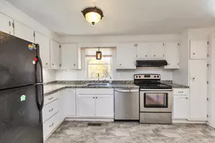 196 Rhododendron Rd, Fitzwilliam, NH 03447 - Photo 16