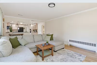 453 Oak Street, Manchester, NH 03104 - Photo 4